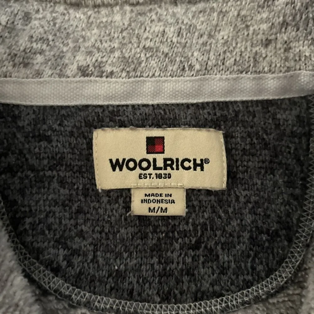 Woolrich Men’s Medium 1/2 Zip Gray‎ Mock Neck Fleece Pullover Sweater